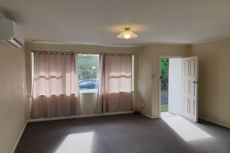 Photo of property in 2/15 Carbine Road, Mount Wellington, Auckland, 1060