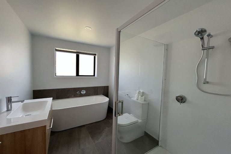 Photo of property in 5 Shoveler Road, Jacks Point, 9371