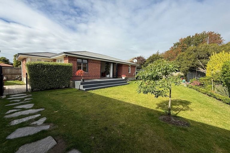 Photo of property in 1 Kinrara Place, Halswell, Christchurch, 8025