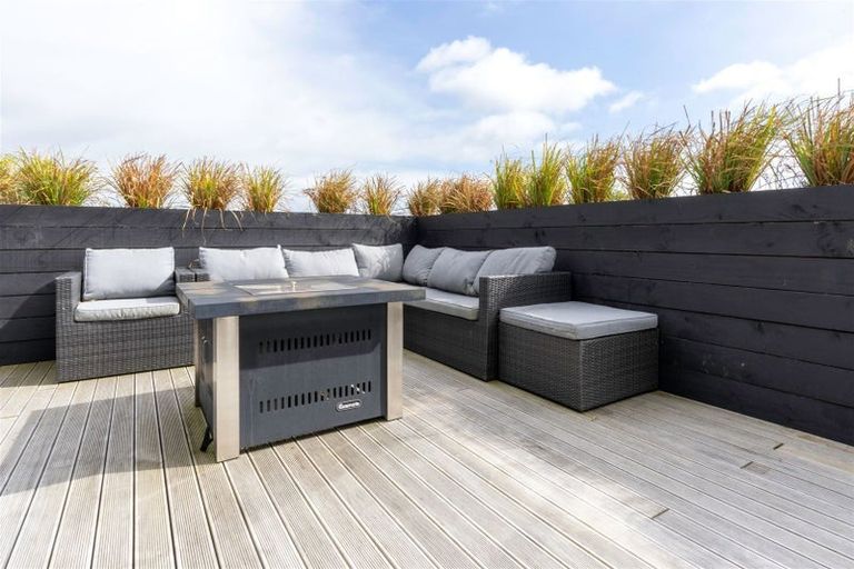 Photo of property in 24 Ivy Lane, Ohau, Levin, 5570