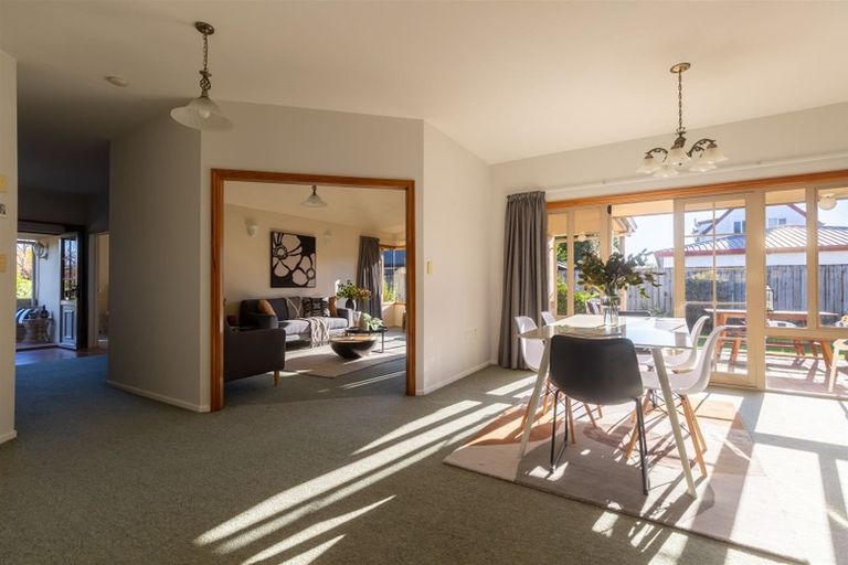 Photo of property in 12 Stagg Place, Brightwater, 7022