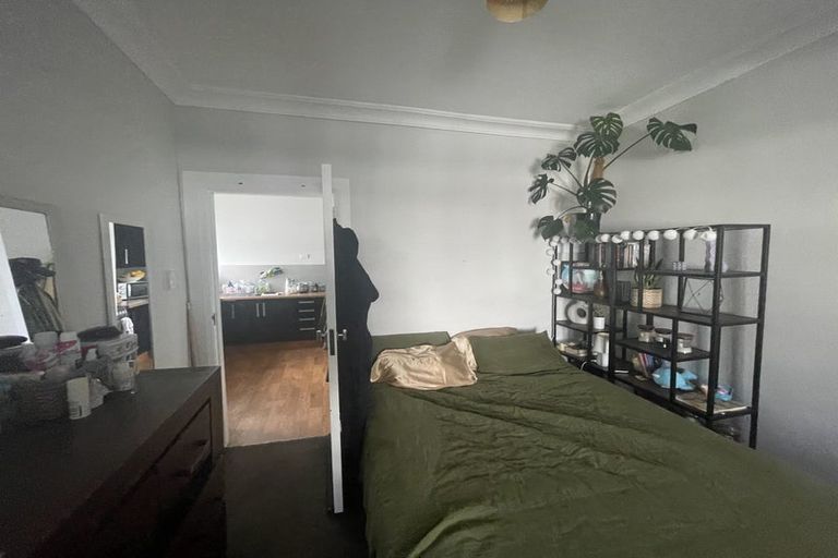 Photo of property in 105 Majoribanks Street, Mount Victoria, Wellington, 6011