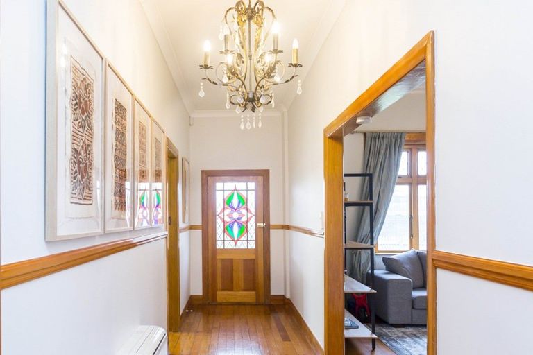 Photo of property in 30 Granville Street, Silverstream, Upper Hutt, 5019