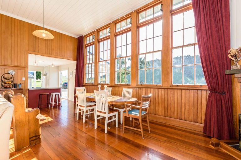 Photo of property in 10122 State Highway 1, Taihape, 4795