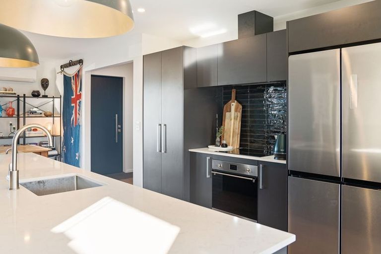 Photo of property in 4/21 Blakes Road, Belfast, Christchurch, 8051