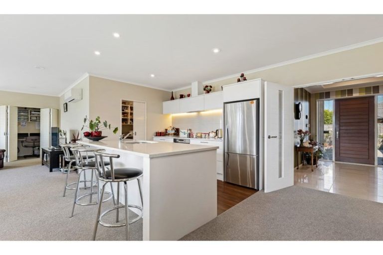 Photo of property in 4 Bernice Crescent, Yaldhurst, Christchurch, 8042