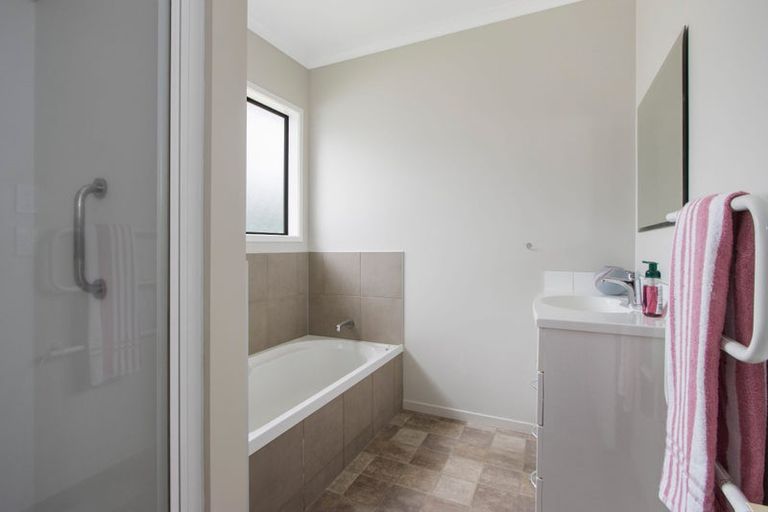 Photo of property in 124a Main Road, Katikati, 3129