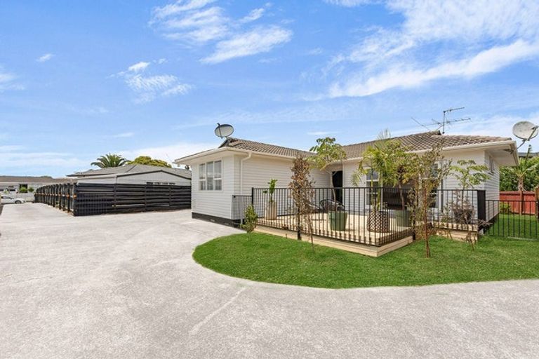 Photo of property in 19 Ben Lora Place, Mangere East, Auckland, 2024