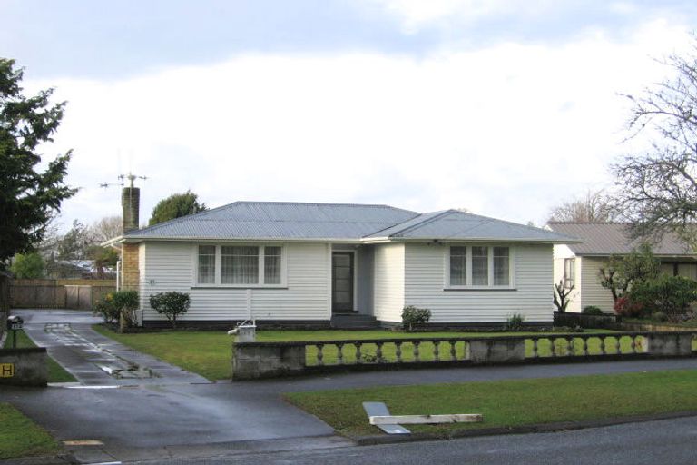 Photo of property in 17 Glenview Terrace, Glenview, Hamilton, 3206