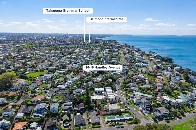 Photo of property in 2/16 Handley Avenue, Narrow Neck, Auckland, 0624