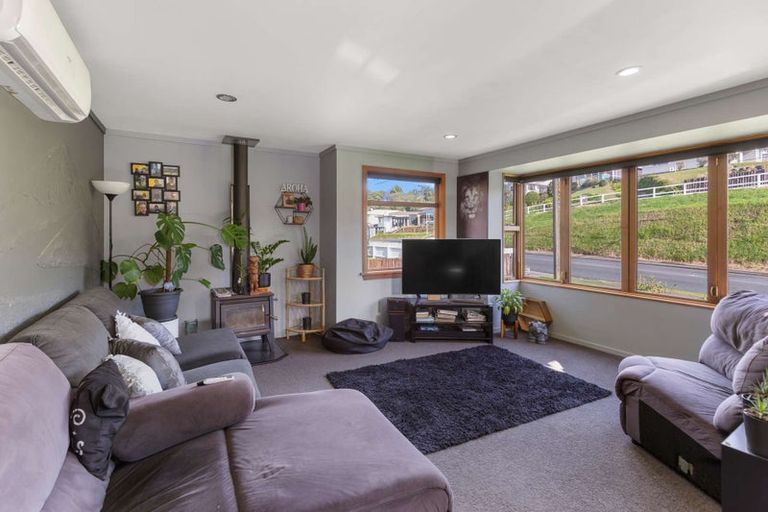 Photo of property in 57 Awanui Street, Merrilands, New Plymouth, 4312