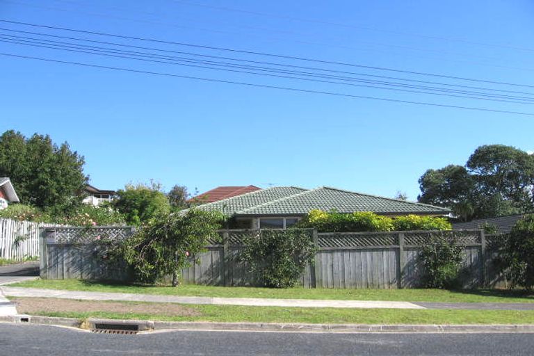 Photo of property in 26a Law Street, Torbay, Auckland, 0630