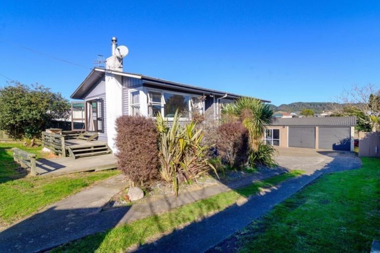 Photo of property in 17 Scott Avenue, Owhata, Rotorua, 3010