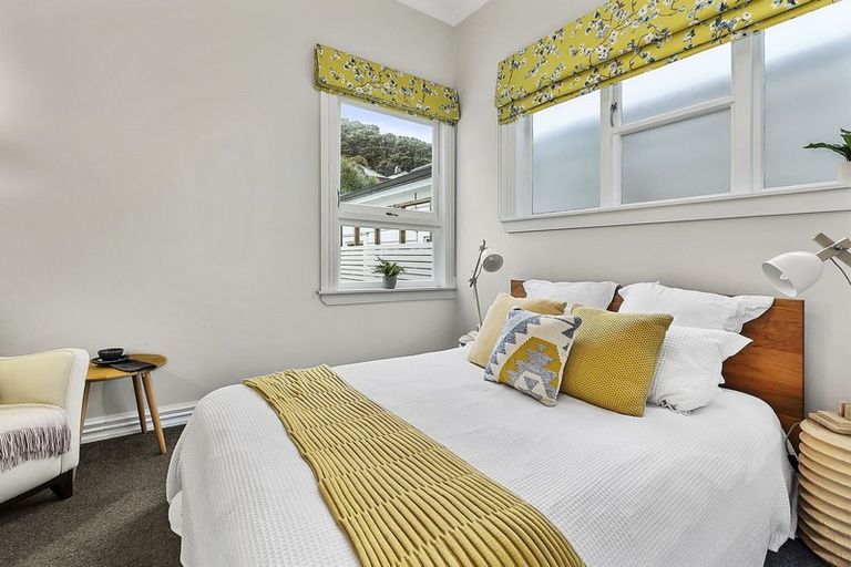 Photo of property in 23 Porritt Avenue, Mount Victoria, Wellington, 6011