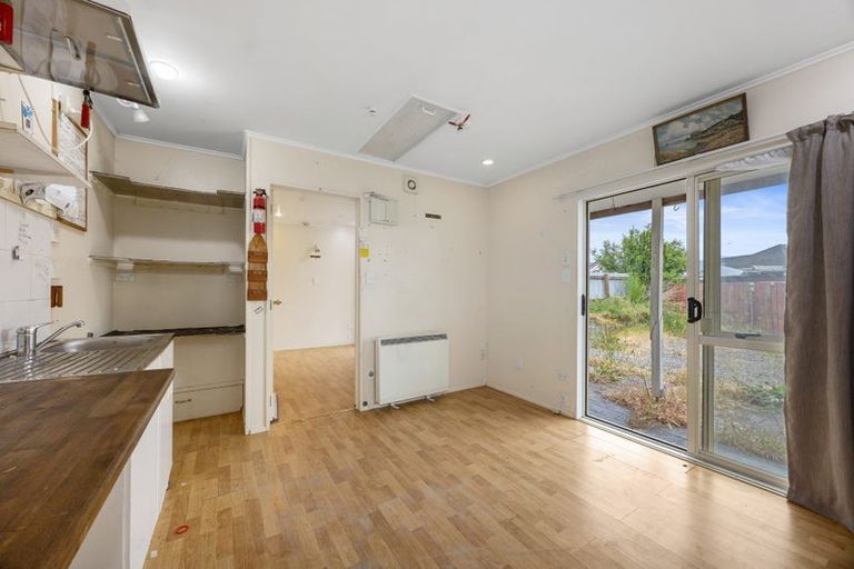 Photo of property in 76 Wattle Drive, New Brighton, Christchurch, 8083