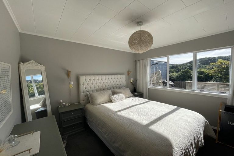 Photo of property in 71 Waipounamu Drive, Kelson, Lower Hutt, 5010