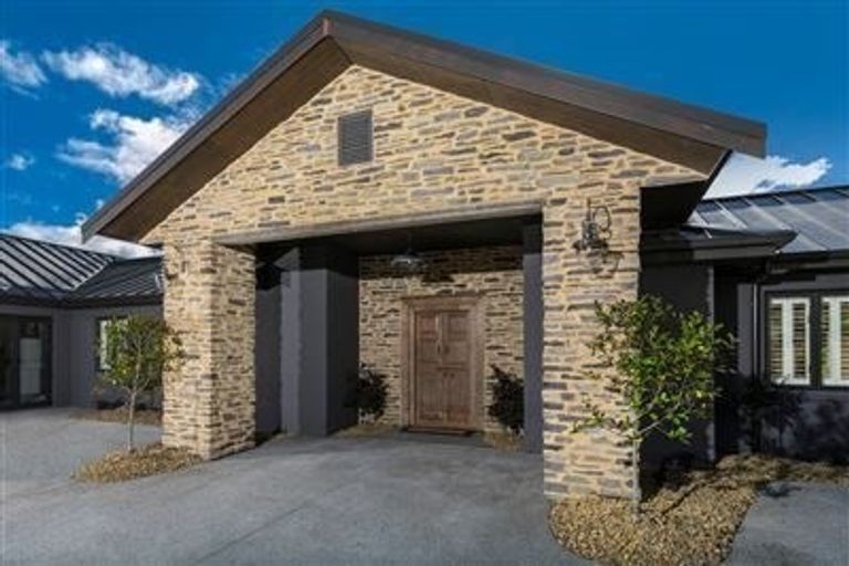 Photo of property in 20 Myra Evelyn Grove, Dairy Flat, Albany, 0792