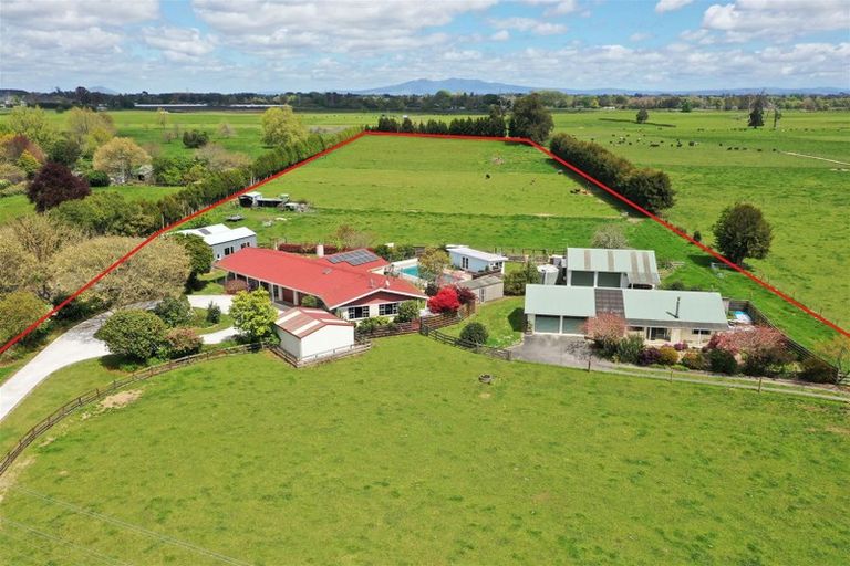 Photo of property in 154 Hoeka Road, Matangi, Hamilton, 3284
