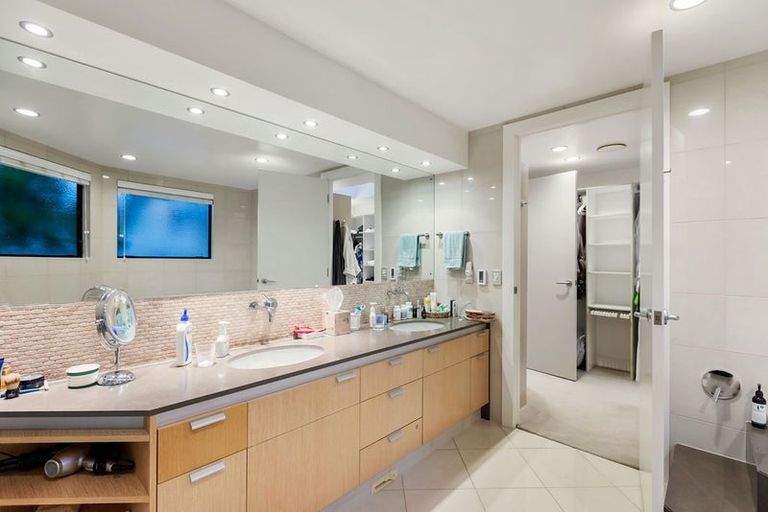 Photo of property in 28 Blomfield Spa, Takapuna, Auckland, 0622