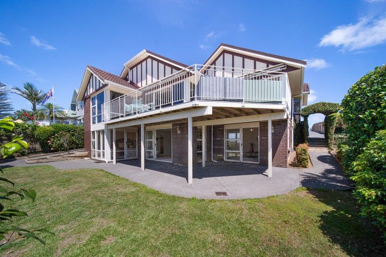 Photo of property in 2/40 Cook Street, Howick, Auckland, 2014
