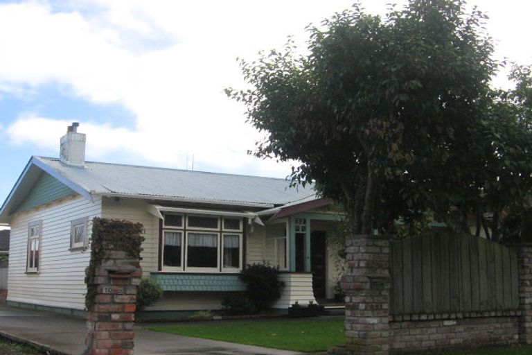 Photo of property in 2/10 Waitui Crescent, Waiwhetu, Lower Hutt, 5010