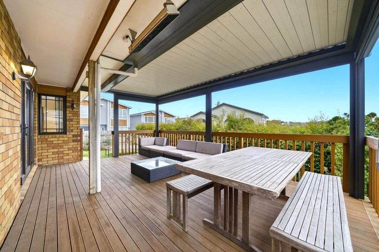 Photo of property in 2/121 Forrest Hill Road, Forrest Hill, Auckland, 0620