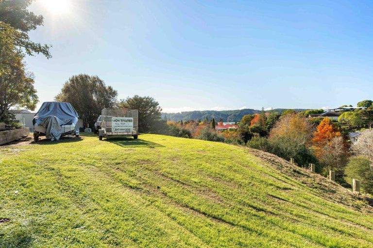 Photo of property in 27 Herbert Drive, Whangamata, 3620