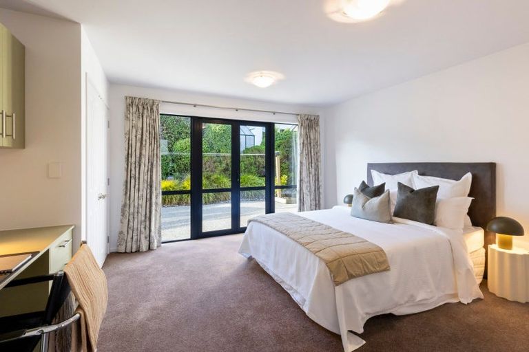 Photo of property in 660 Peninsula Road, Kelvin Heights, Queenstown, 9300