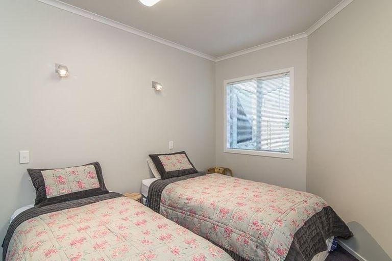 Photo of property in 7/4u Seaview Road, Paraparaumu Beach, Paraparaumu, 5032