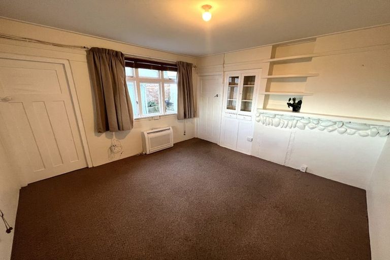 Photo of property in 34 Moana Road, Plimmerton, Porirua, 5026