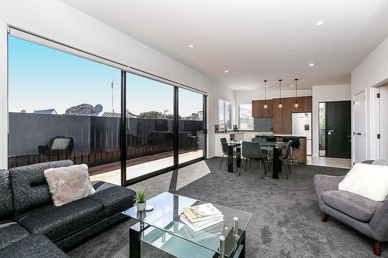 Photo of property in 75a Pendarves Street, New Plymouth, 4310