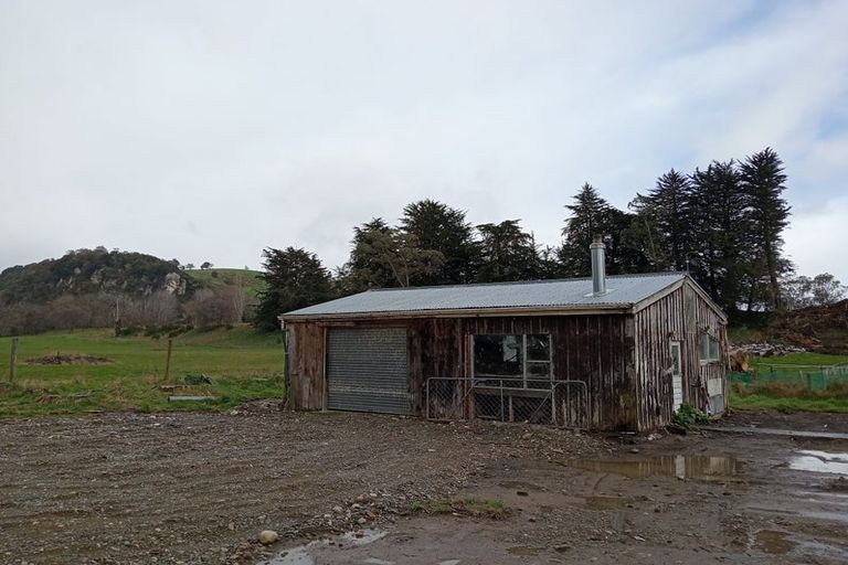Photo of property in 1161 Clifden Highway, Rowallan, Tuatapere, 9691