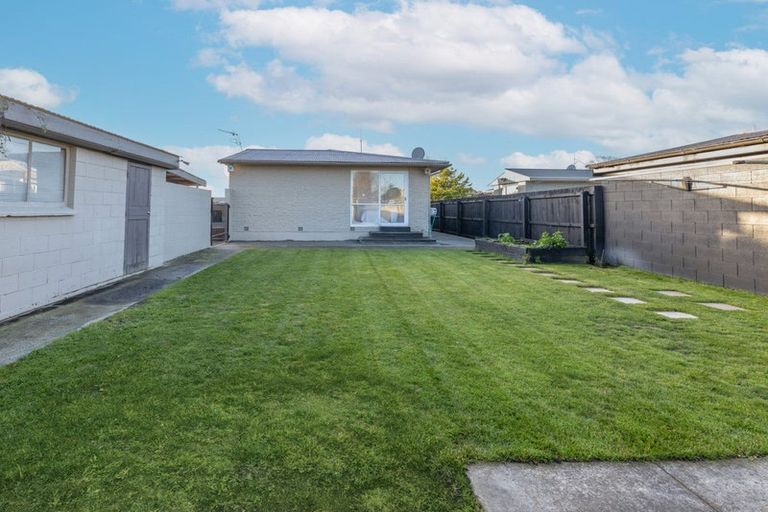 Photo of property in 7 Cottonwood Street, Parklands, Christchurch, 8083