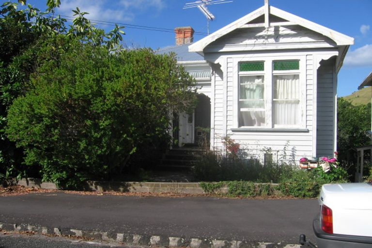 Photo of property in 18 Shoal Bay Road, Devonport, Auckland, 0624