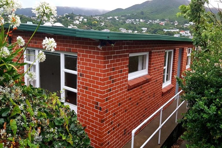 Photo of property in 1/27 Abbott Street, Ngaio, Wellington, 6035