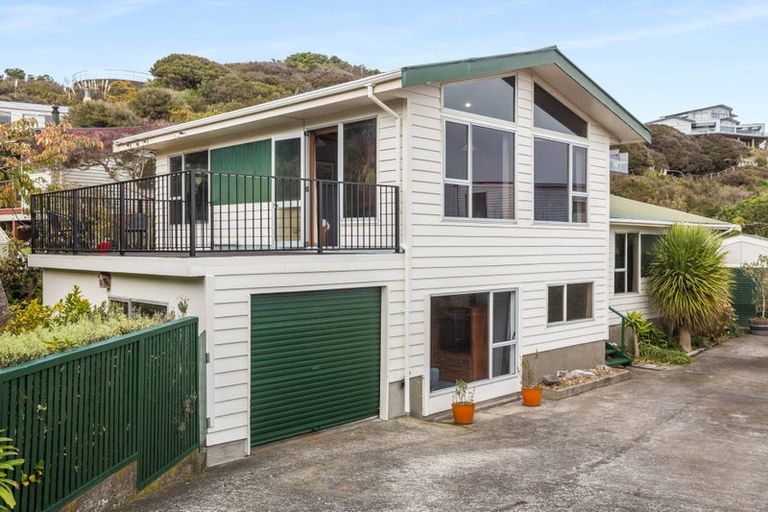 Photo of property in 22c Kahu Road, Paremata, Porirua, 5024
