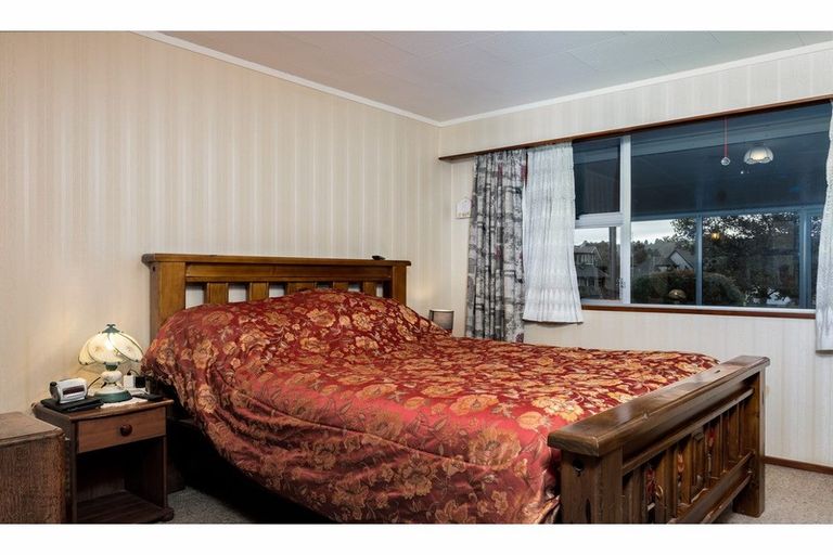 Photo of property in 26 Walton Park Avenue, Fairfield, Dunedin, 9018