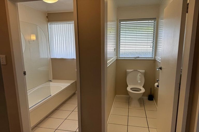 Photo of property in 4/462 Stokes Valley Road, Stokes Valley, Lower Hutt, 5019