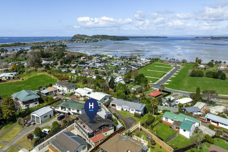 Photo of property in 10 Adela Stewart Drive West, Athenree, Katikati, 3177