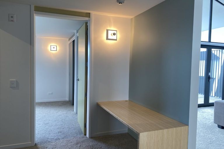 Photo of property in 76 Brougham Street, Mount Victoria, Wellington, 6011