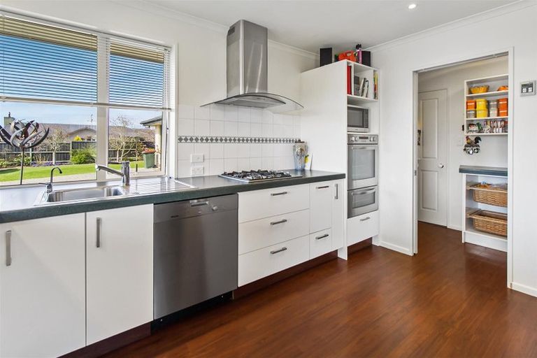 Photo of property in 15 Cashel Street, Waimate, 7924