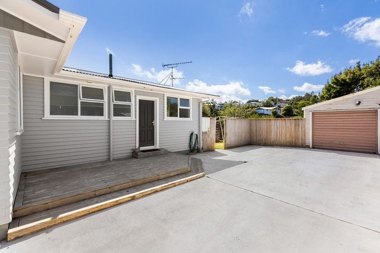 Photo of property in 9 Regent Place, Blagdon, New Plymouth, 4310