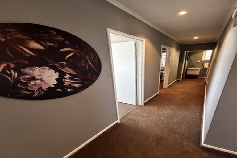 Photo of property in 4/8 Lee Road, Taradale, Napier, 4112