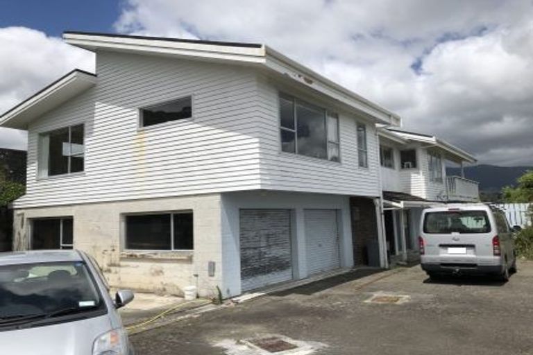 Photo of property in 22 Sunnyview Drive, Brown Owl, Upper Hutt, 5018