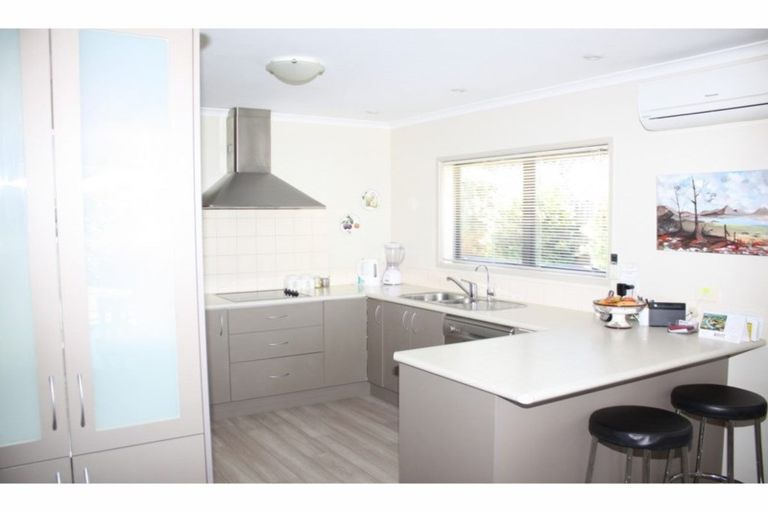 Photo of property in 4a Tainui Street, Castlecliff, Whanganui, 4501