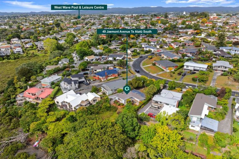 Photo of property in 49 Jaemont Avenue, Te Atatu South, Auckland, 0610