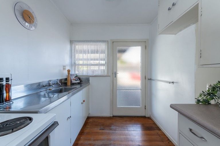 Photo of property in 11 Golf Road, Tahunanui, Nelson, 7011