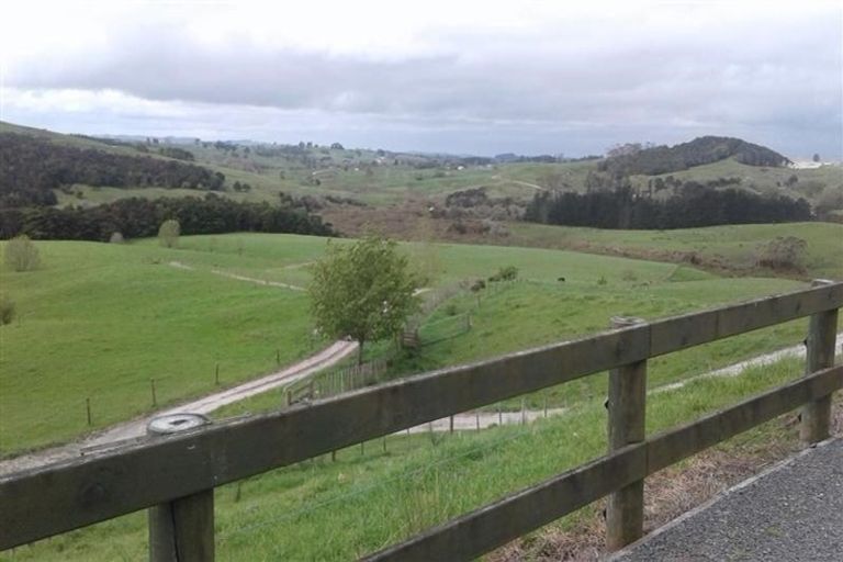 Photo of property in 996 Wharehine Road, Wharehine, Wellsford, 0973