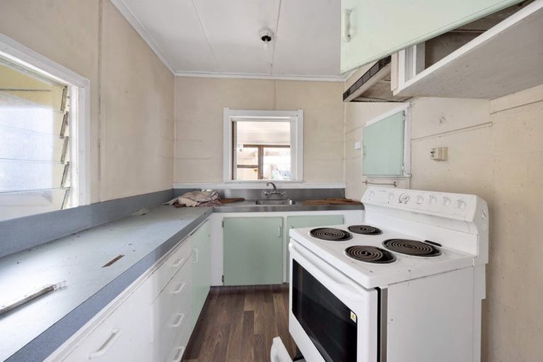 Photo of property in 87 Whitcombe Road, Opunake, 4616