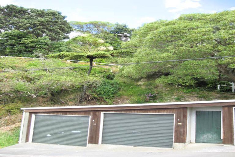 Photo of property in 71 Farnham Street, Mornington, Wellington, 6021